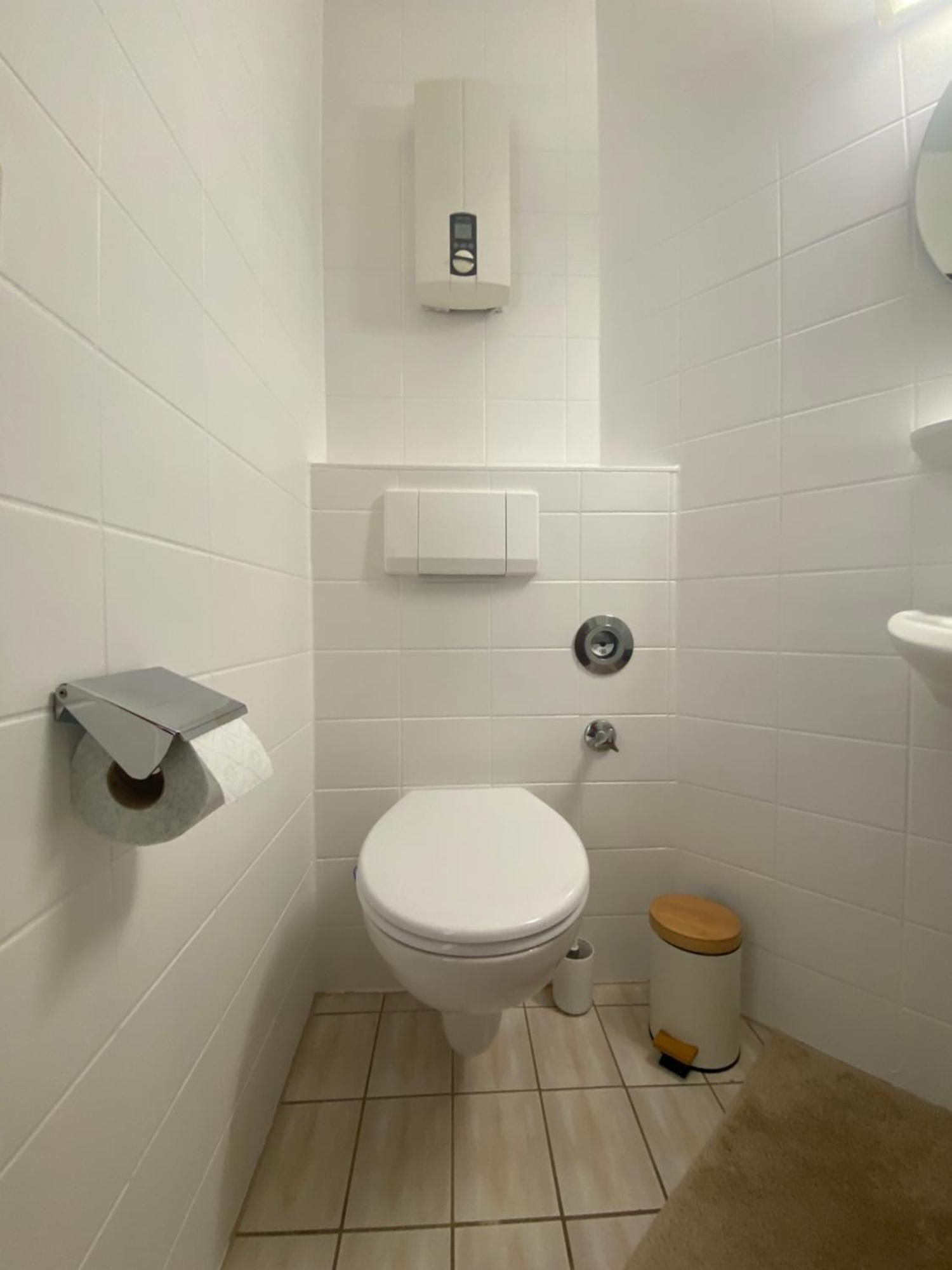 Stilvolles Apartment Mit Balkon, Kueche & Parkplatz - Waldstetten Zentrum Apartment Waldstetten (Ostalbkreis)