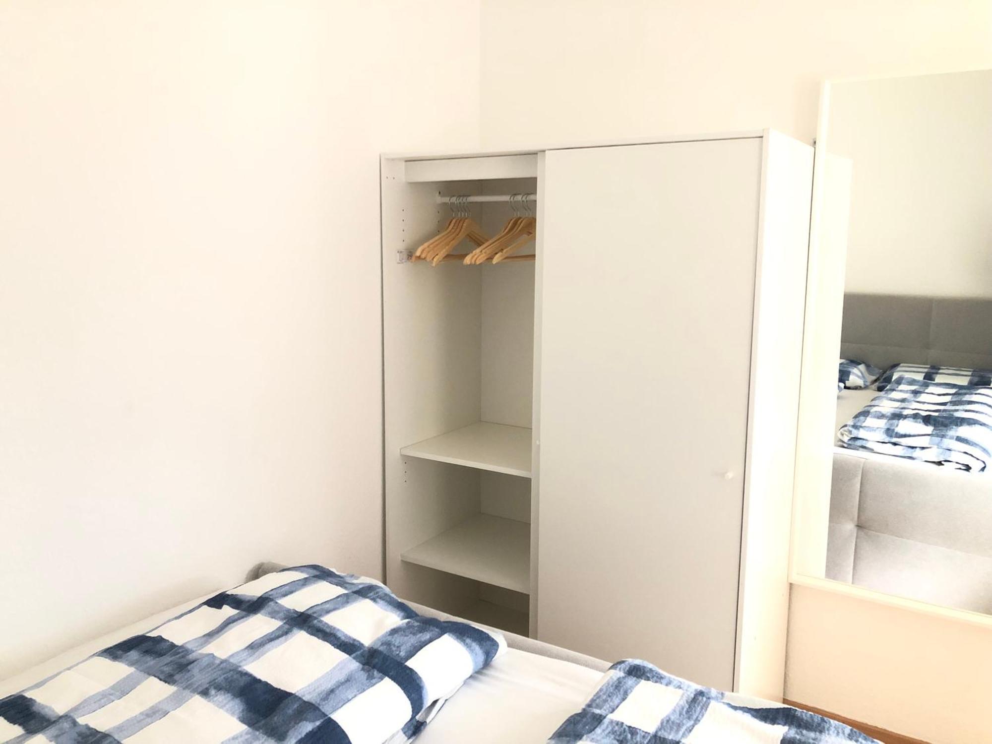 Stilvolles Apartment Mit Balkon, Kueche & Parkplatz - Waldstetten Zentrum Waldstetten (Ostalbkreis)
