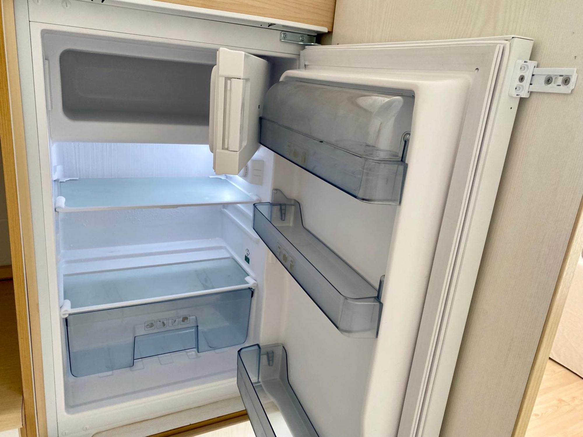 Stilvolles Apartment Mit Balkon, Kueche & Parkplatz - Waldstetten Zentrum Apartment *